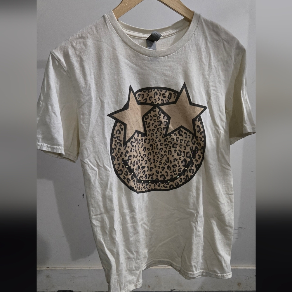 Gildan Womens Tan Star Graphic T-Shirt